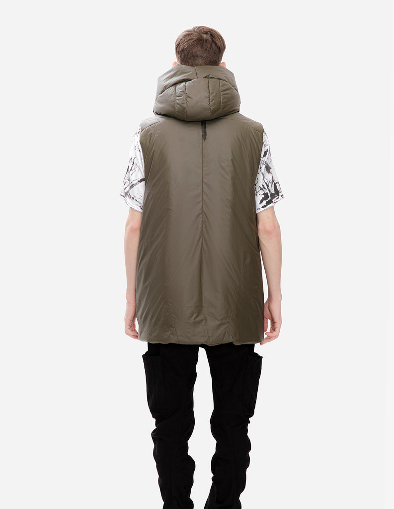 Winter vest with hood